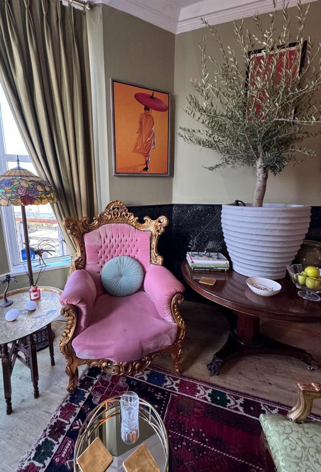 The White House Hotel New Quay Extérieur photo